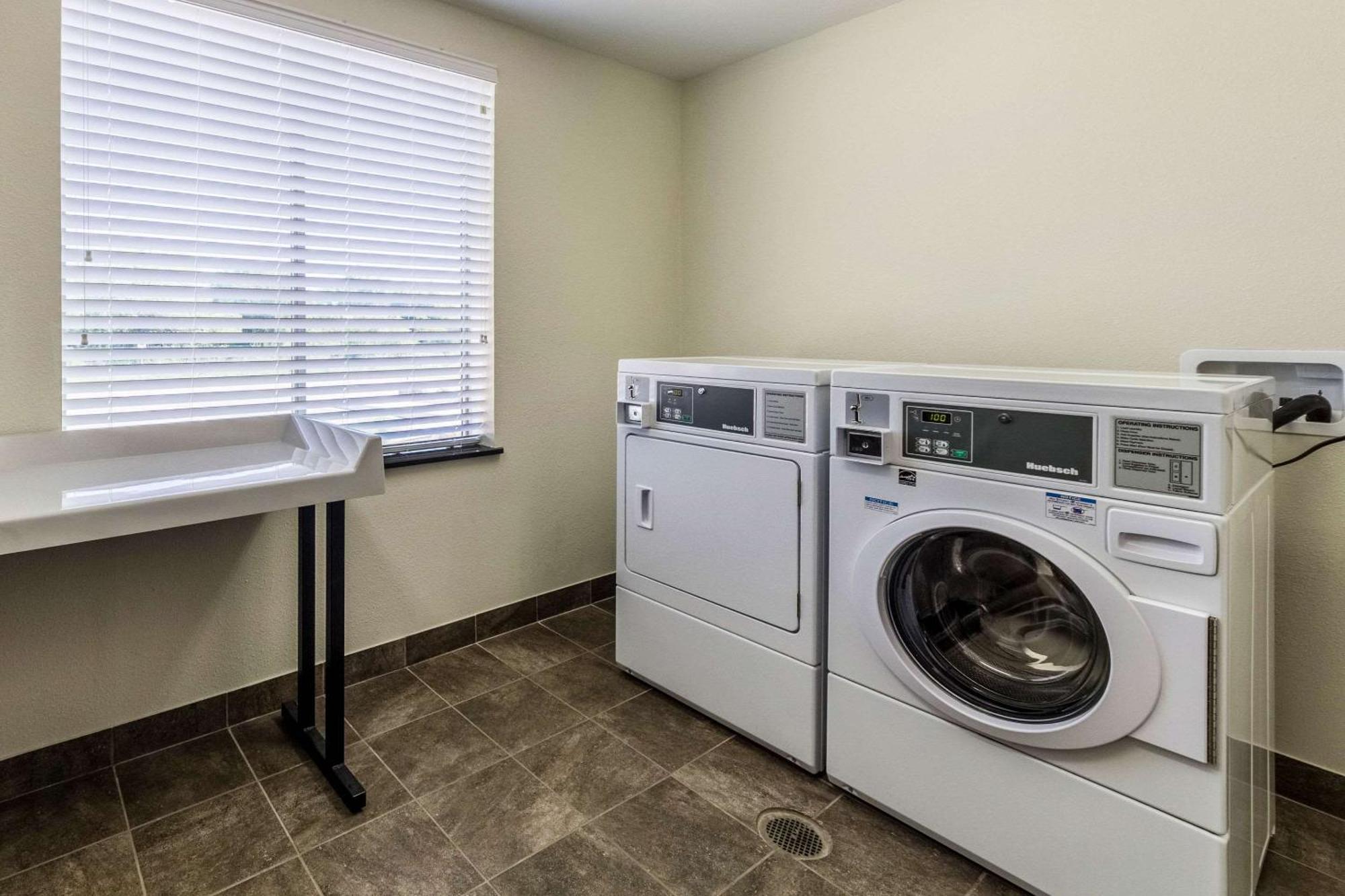 Sleep Inn & Suites Jourdanton - Pleasanton Bagian luar foto