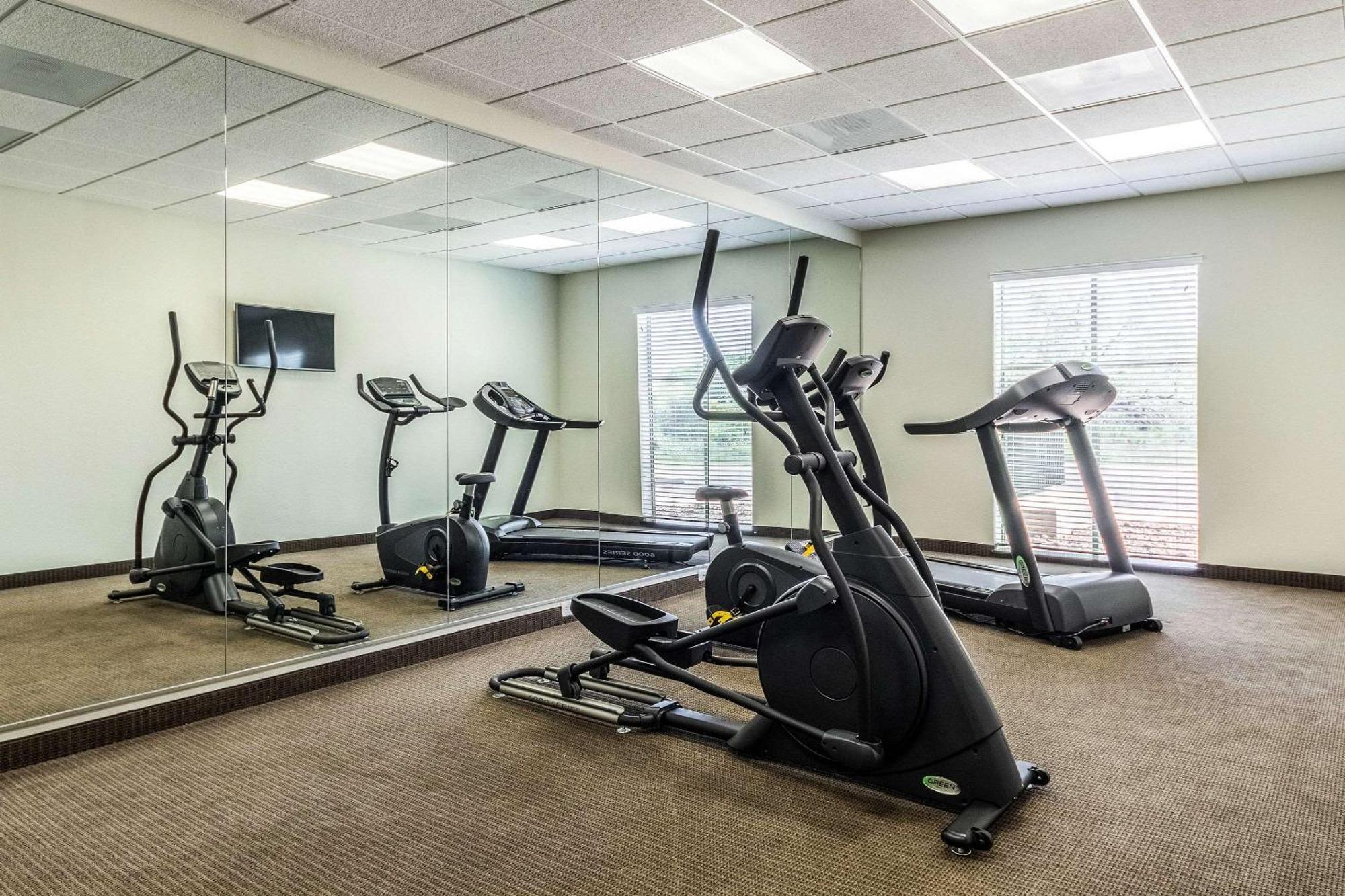 Sleep Inn & Suites Jourdanton - Pleasanton Bagian luar foto