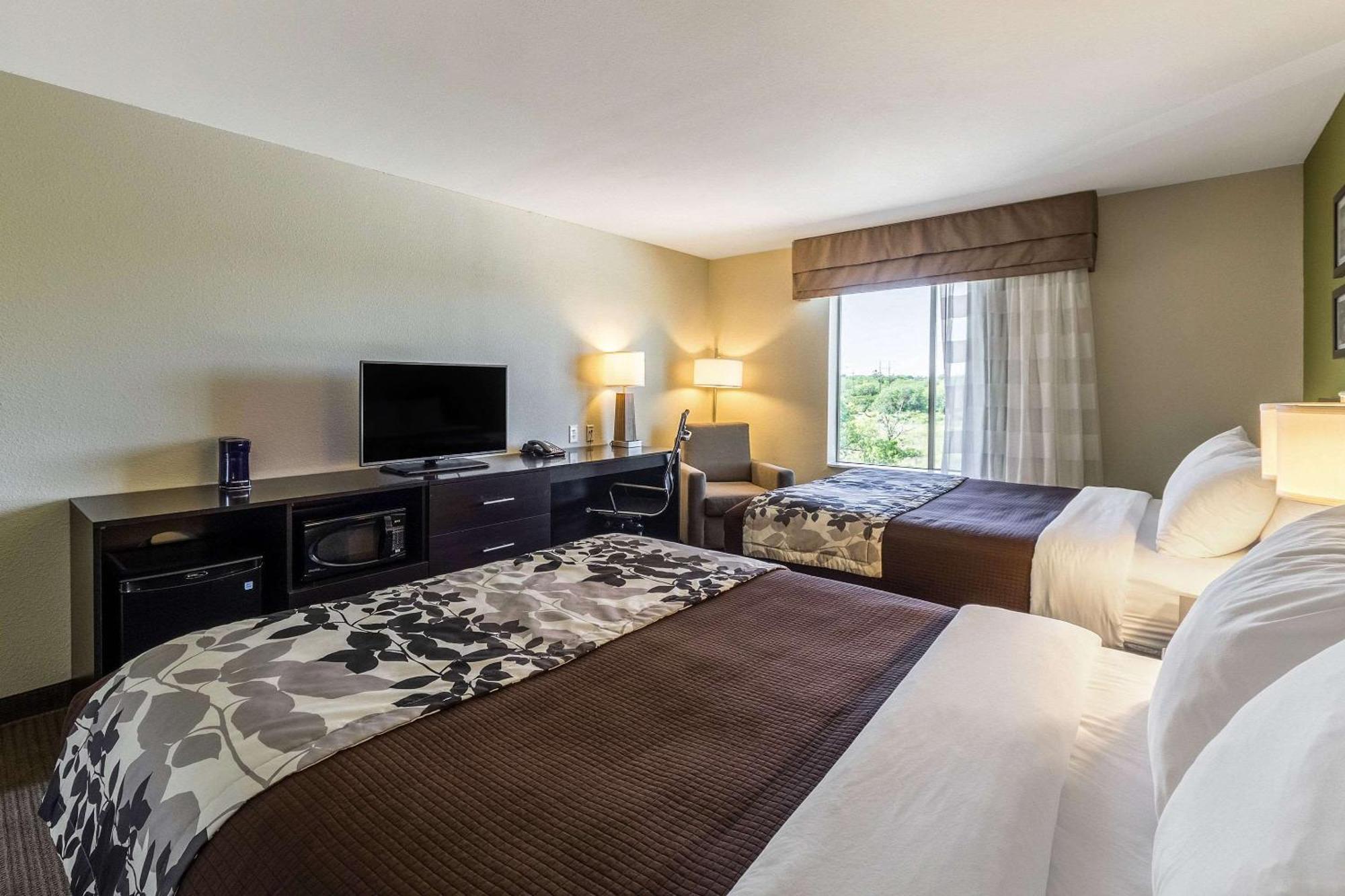 Sleep Inn & Suites Jourdanton - Pleasanton Bagian luar foto