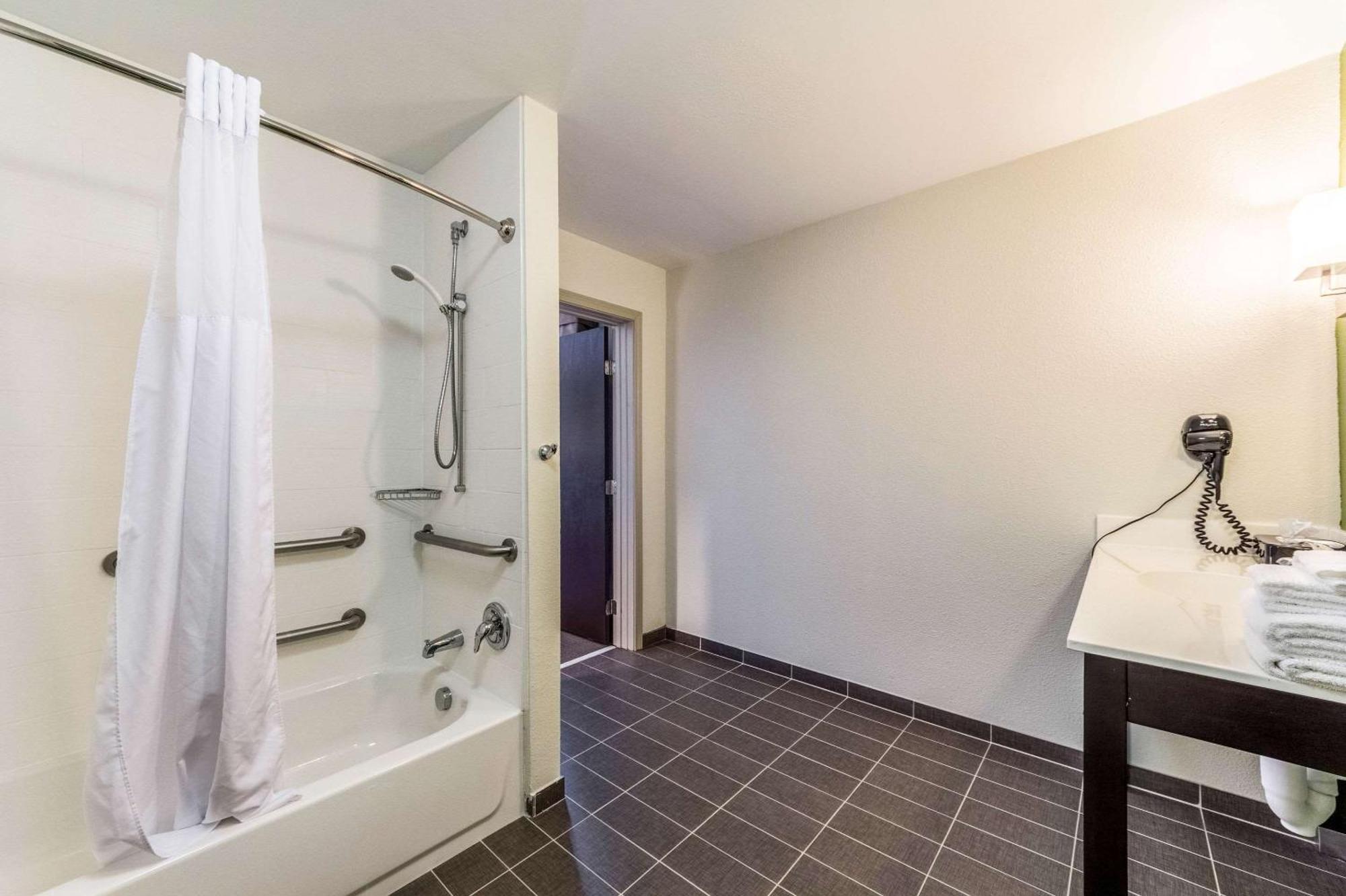 Sleep Inn & Suites Jourdanton - Pleasanton Bagian luar foto
